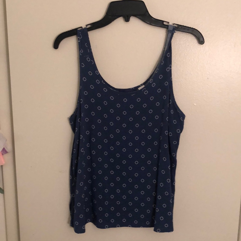 *SOLD* Blue and white print tank top